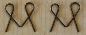 Niagara paper clips 2 specimens.jpg (79562 bytes)